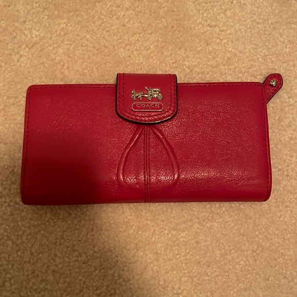 Authentic Coach leather wallet - Picture 1 of 3